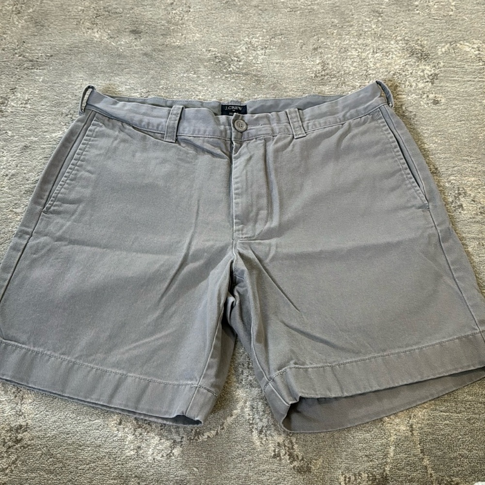 Men’s J. Crew Gray Reade Chino Shorts (32 waist)